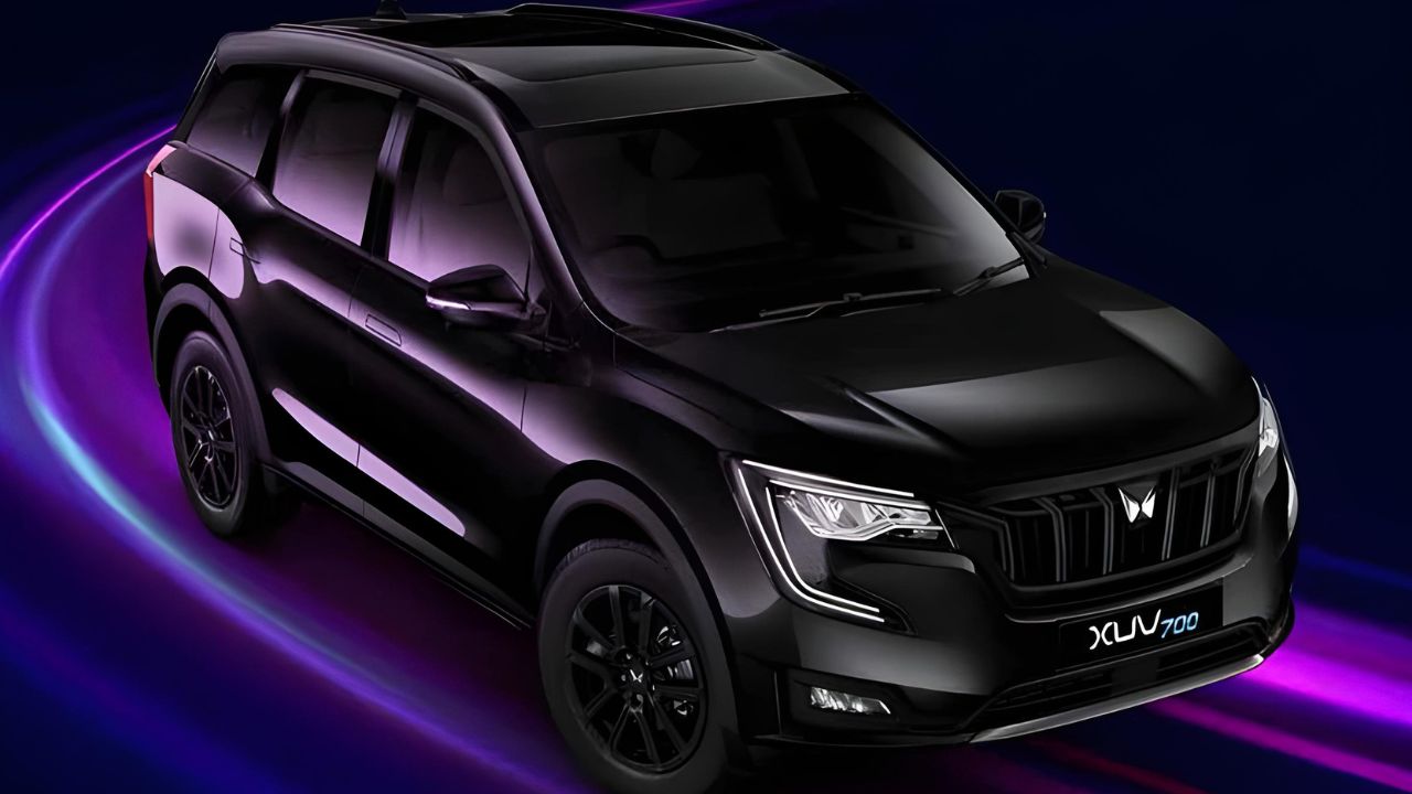 Mahindra XUV700 New LED Headlights and Design Update