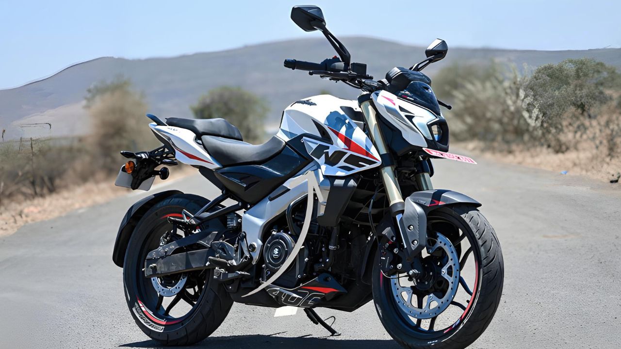 New Pulsar NS400Z 2025 engine and performance detail